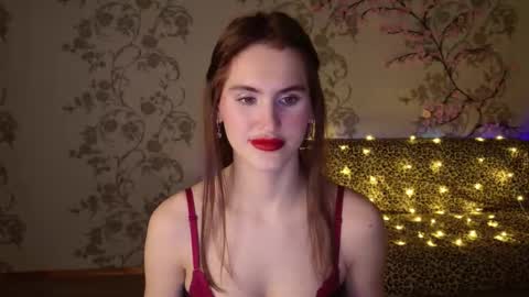Snapshot of felicia_lav chatting on March 4, 2026, 5:41 pm Frida online show from March 4, 2026, 5:41 pm