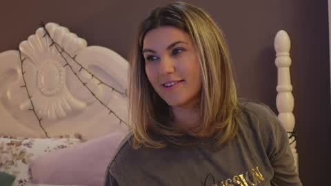 Snapshot of feliciakrige chatting on January 21, 2025, 11:34 pm FeliciaKrige online show from January 21, 2025, 11:34 pm