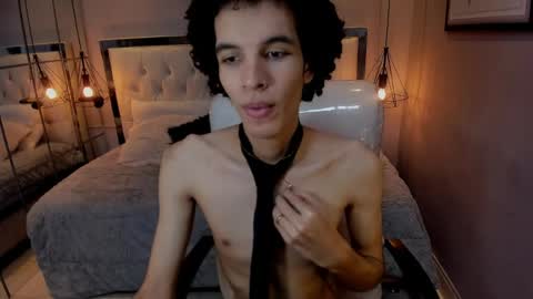 FELIPE online show from May 22, 2026, 5:51 pm