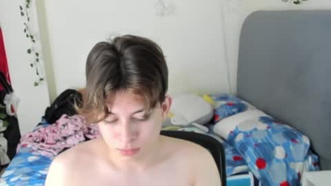 Snapshot of felix_leex chatting on October 13, 2025, 6:52 pm Felix leex online show from October 13, 2025, 6:52 pm