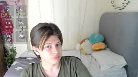 Snapshot of felix_leex chatting on January 6, 2026, 7:06 pm Felix leex online show from January 6, 2026, 7:06 pm