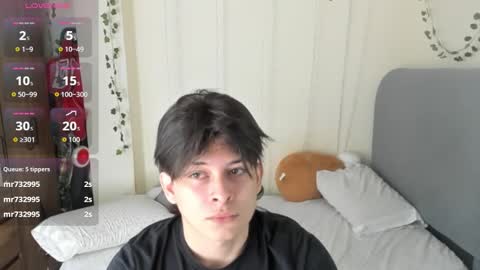 Snapshot of felix_leex chatting on January 17, 2026, 8:45 pm Felix leex online show from January 17, 2026, 8:45 pm