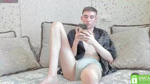 Snapshot of felixcurt69 chatting on April 13, 2026, 7:58 am felixcurt online show from April 13, 2026, 7:58 am