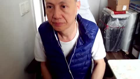 Snapshot of felixlau chatting on December 20, 2025, 3:24 am felixlau online show from December 20, 2025, 3:24 am