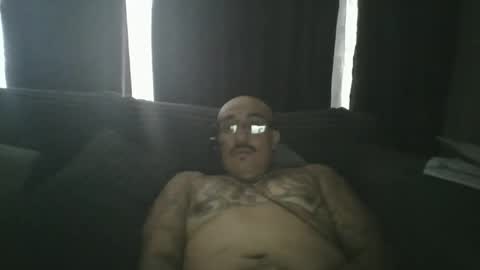 Snapshot of felixrlarios25 chatting on April 30, 2026, 4:35 pm felixrlarios25 online show from April 30, 2026, 4:35 pm
