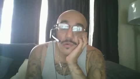 Snapshot of felixrlarios25 chatting on May 1, 2026, 9:19 pm felixrlarios25 online show from May 1, 2026, 9:19 pm
