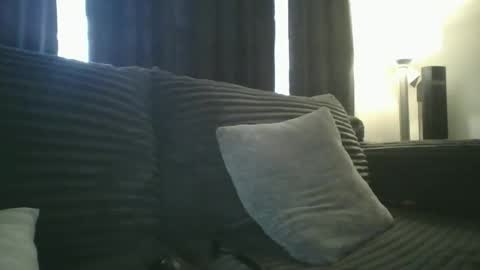 Snapshot of felixrlarios25 chatting on May 30, 2026, 12:30 am felixrlarios25 online show from May 30, 2026, 12:30 am