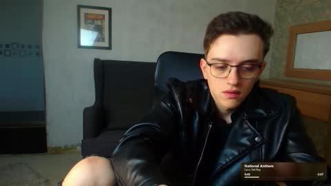 Snapshot of felixstark chatting on December 22, 2025, 8:11 am FelixStark online show from December 22, 2025, 8:11 am