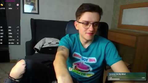 Snapshot of felixstark chatting on December 23, 2025, 8:23 am FelixStark online show from December 23, 2025, 8:23 am