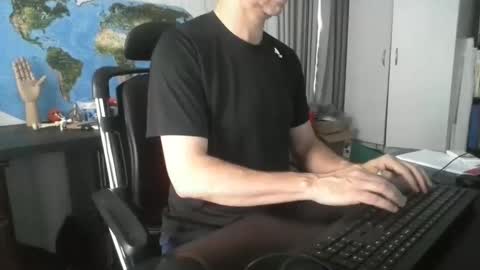 Snapshot of femdomsubby chatting on December 12, 2024, 9:48 pm femdomsubby online show from December 12, 2024, 9:48 pm