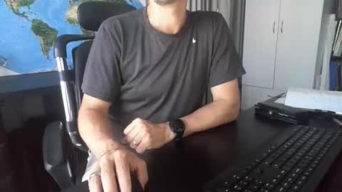 Snapshot of femdomsubby chatting on January 31, 2025, 8:01 am femdomsubby online show from January 31, 2025, 8:01 am