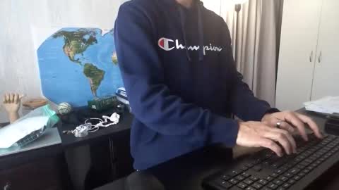 Snapshot of femdomsubby chatting on September 9, 2025, 12:43 am femdomsubby online show from September 9, 2025, 12:43 am