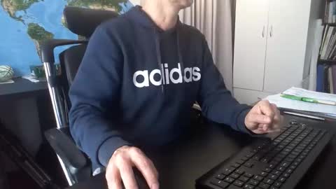 Snapshot of femdomsubby chatting on September 16, 2025, 1:17 am femdomsubby online show from September 16, 2025, 1:17 am