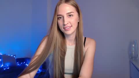 Femke online show from December 19, 2024, 7:29 pm