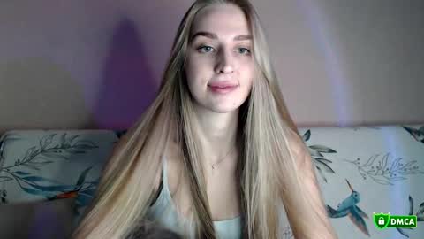 Snapshot of femkedejager chatting on December 18, 2025, 9:43 pm Femke online show from December 18, 2025, 9:43 pm
