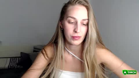 Femke online show from March 27, 2026, 9:25 pm