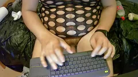 femmisslover online show from November 8, 2025, 6:18 pm