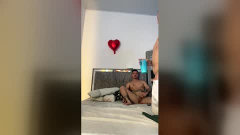 Snapshot of femsex122_ chatting on February 22, 2026, 4:46 am Nico online show from February 22, 2026, 4:46 am