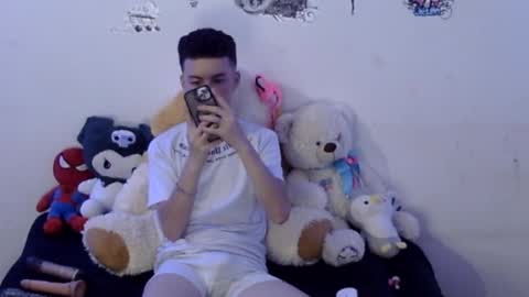 Snapshot of fenixx_777 chatting on February 19, 2025, 2:23 am Fenixx 777 online show from February 19, 2025, 2:23 am