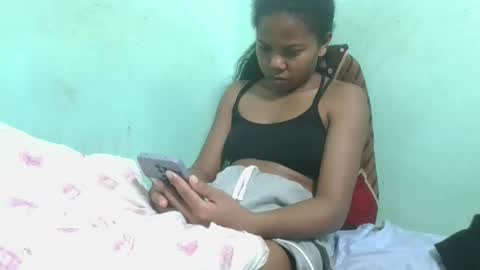 fenou122745 online show from November 28, 2025, 8:11 pm