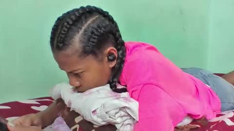 fenou122745 online show from March 25, 2026, 6:47 pm