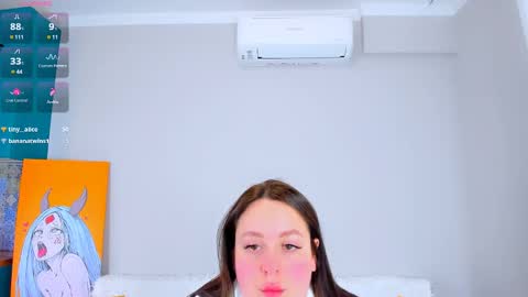 Snapshot of feral__berry__ chatting on February 12, 2025, 12:01 pm Regi online show from February 12, 2025, 12:01 pm