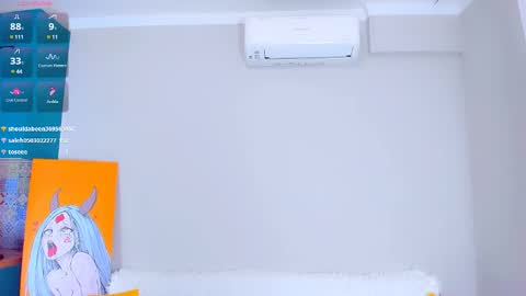 Snapshot of feral__berry__ chatting on February 19, 2025, 12:11 pm Regi online show from February 19, 2025, 12:11 pm