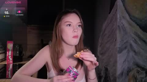 Snapshot of feral_berrys chatting on November 22, 2025, 3:22 pm Nancy online show from November 22, 2025, 3:22 pm