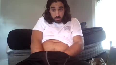 Snapshot of feralgbass chatting on September 10, 2025, 7:25 pm feral online show from September 10, 2025, 7:25 pm