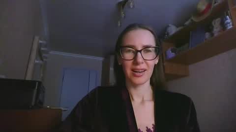 Snapshot of feraliss chatting on December 16, 2025, 10:42 am feraliss online show from December 16, 2025, 10:42 am