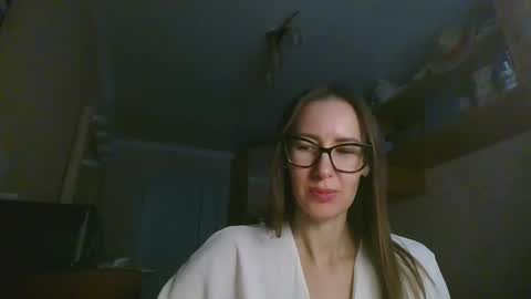 Snapshot of feraliss chatting on December 18, 2025, 11:27 am feraliss online show from December 18, 2025, 11:27 am