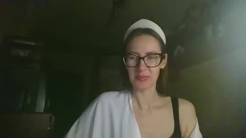 Snapshot of feraliss chatting on January 7, 2026, 4:20 pm feraliss online show from January 7, 2026, 4:20 pm