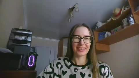 Snapshot of feraliss chatting on January 13, 2026, 9:25 am feraliss online show from January 13, 2026, 9:25 am