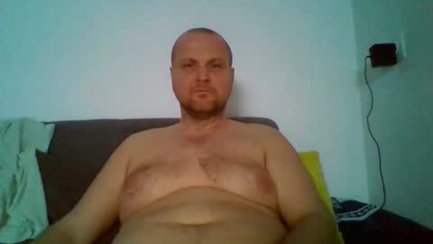Snapshot of ferkooo111 chatting on January 17, 2025, 5:21 am Dorotheo online show from January 17, 2025, 5:21 am