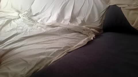 Snapshot of fernancanary chatting on March 1, 2026, 4:31 pm fernancanary online show from March 1, 2026, 4:31 pm