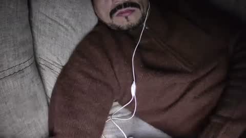 fernand89 online show from January 19, 2025, 6:42 am