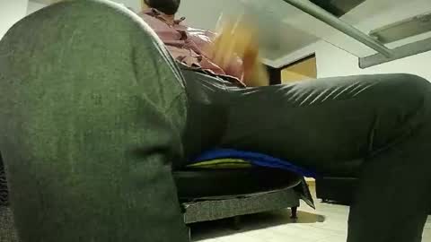 Snapshot of fernandoquindiano chatting on January 1, 2025, 7:41 am Samuel online show from January 1, 2025, 7:41 am