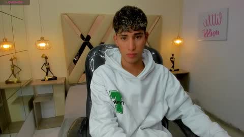 Snapshot of ferphoenix_ chatting on February 20, 2026, 11:54 am FER PHOENIX online show from February 20, 2026, 11:54 am