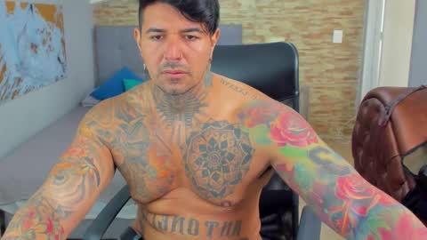 Kamilo online show from December 28, 2024, 1:38 pm