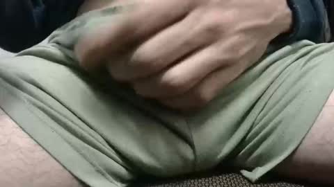 fescarf1991 online show from November 1, 2025, 4:14 am