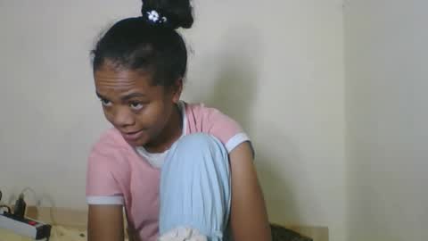 fetranialdy online show from May 8, 2026, 7:14 am