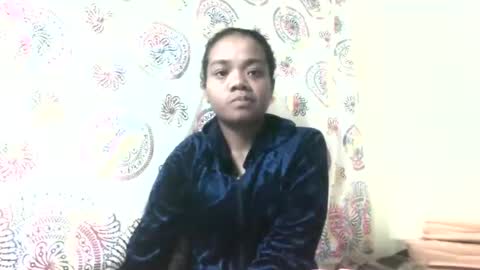 fetranialdy online show from May 22, 2026, 2:22 pm