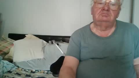 Snapshot of fewxtrapounds985 chatting on March 6, 2025, 4:38 pm fewxtrapounds985 online show from March 6, 2025, 4:38 pm