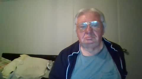Snapshot of fewxtrapounds985 chatting on March 7, 2025, 8:02 am fewxtrapounds985 online show from March 7, 2025, 8:02 am
