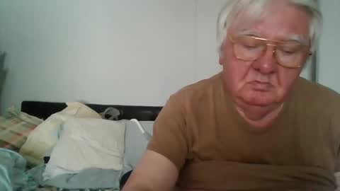 Snapshot of fewxtrapounds985 chatting on March 12, 2025, 9:45 pm fewxtrapounds985 online show from March 12, 2025, 9:45 pm