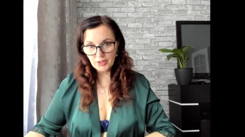Snapshot of fey_bb chatting on January 28, 2025, 4:50 am Milana online show from January 28, 2025, 4:50 am