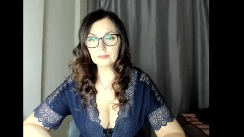 Snapshot of fey_bb chatting on February 14, 2025, 12:36 pm Milana online show from February 14, 2025, 12:36 pm