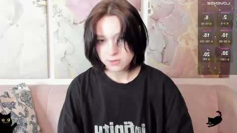 fiamoory online show from May 24, 2026, 1:32 am