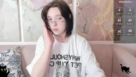 fiamoory online show from May 27, 2026, 1:57 am