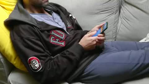 Snapshot of fidelio89 chatting on October 26, 2025, 9:37 am Fid online show from October 26, 2025, 9:37 am